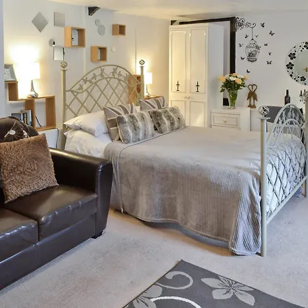 Rosecraddoc Manor - Heron * Saint Cleer